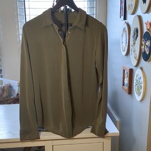 Banana Republic Green Casual Button Down Shirt